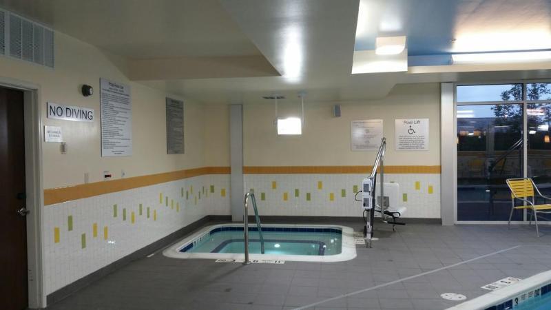 Fairfield Inn & Suites By Marriott Plattsburgh Eksteriør bilde