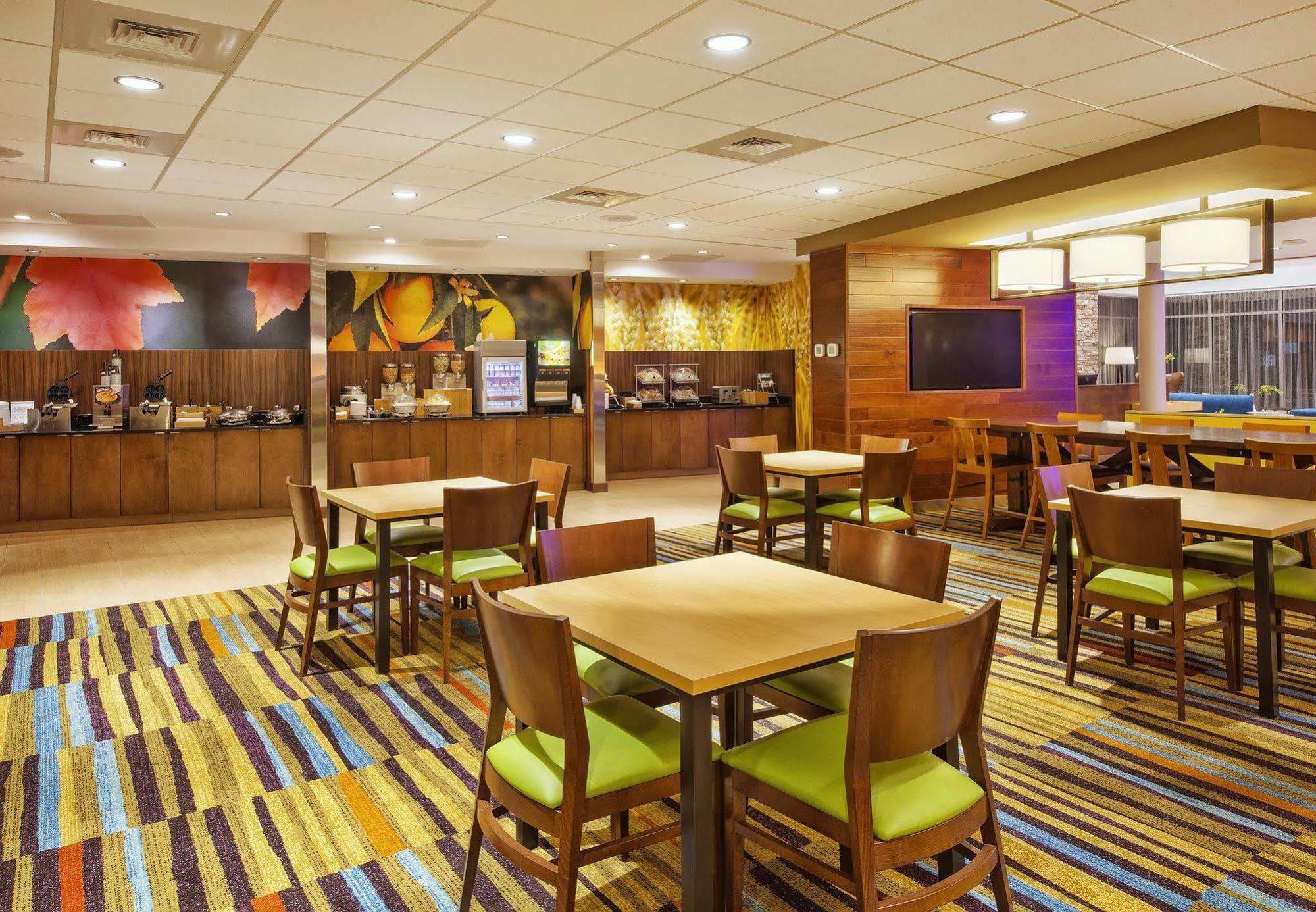 Fairfield Inn & Suites By Marriott Plattsburgh Eksteriør bilde